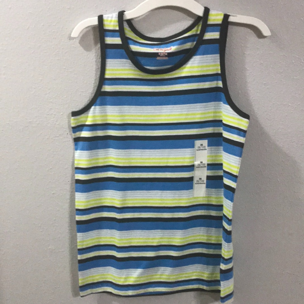 New Sleeveless Shirt